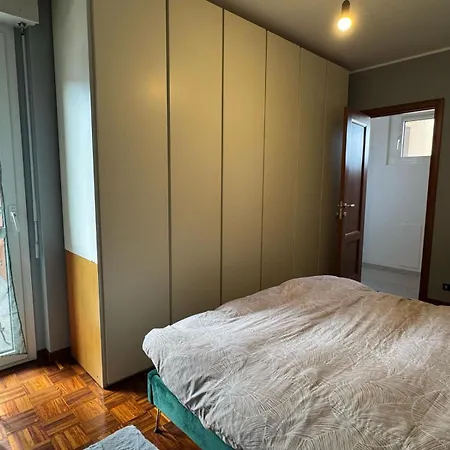 Manzoni House - Large Appartement