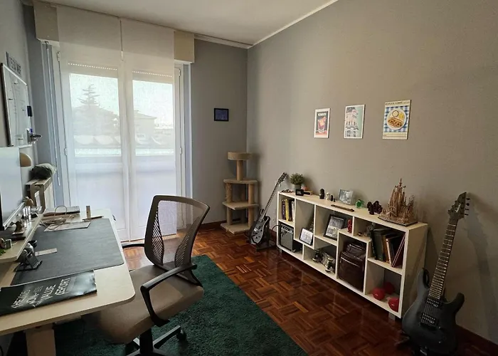 Daire Manzoni House - Large