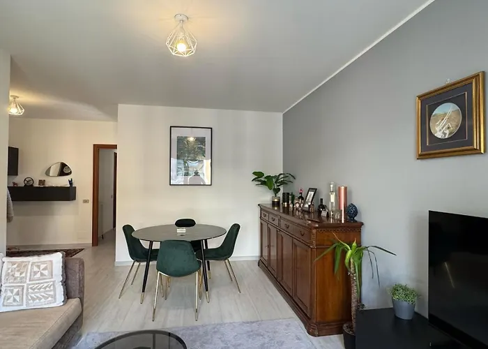 Manzoni House - Large Appartamento Lecco