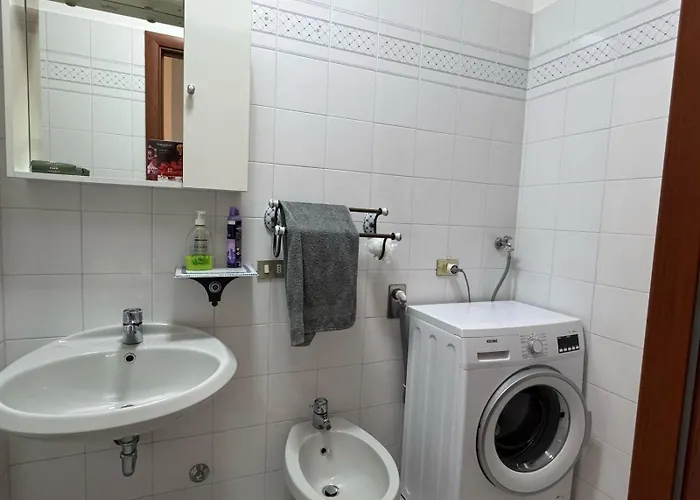 Manzoni House - Large